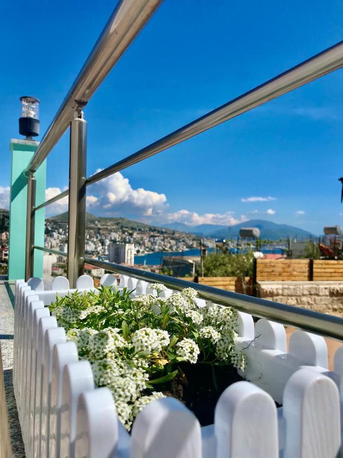 Crown Deluxe Apartments ساراندا المظهر الخارجي الصورة
