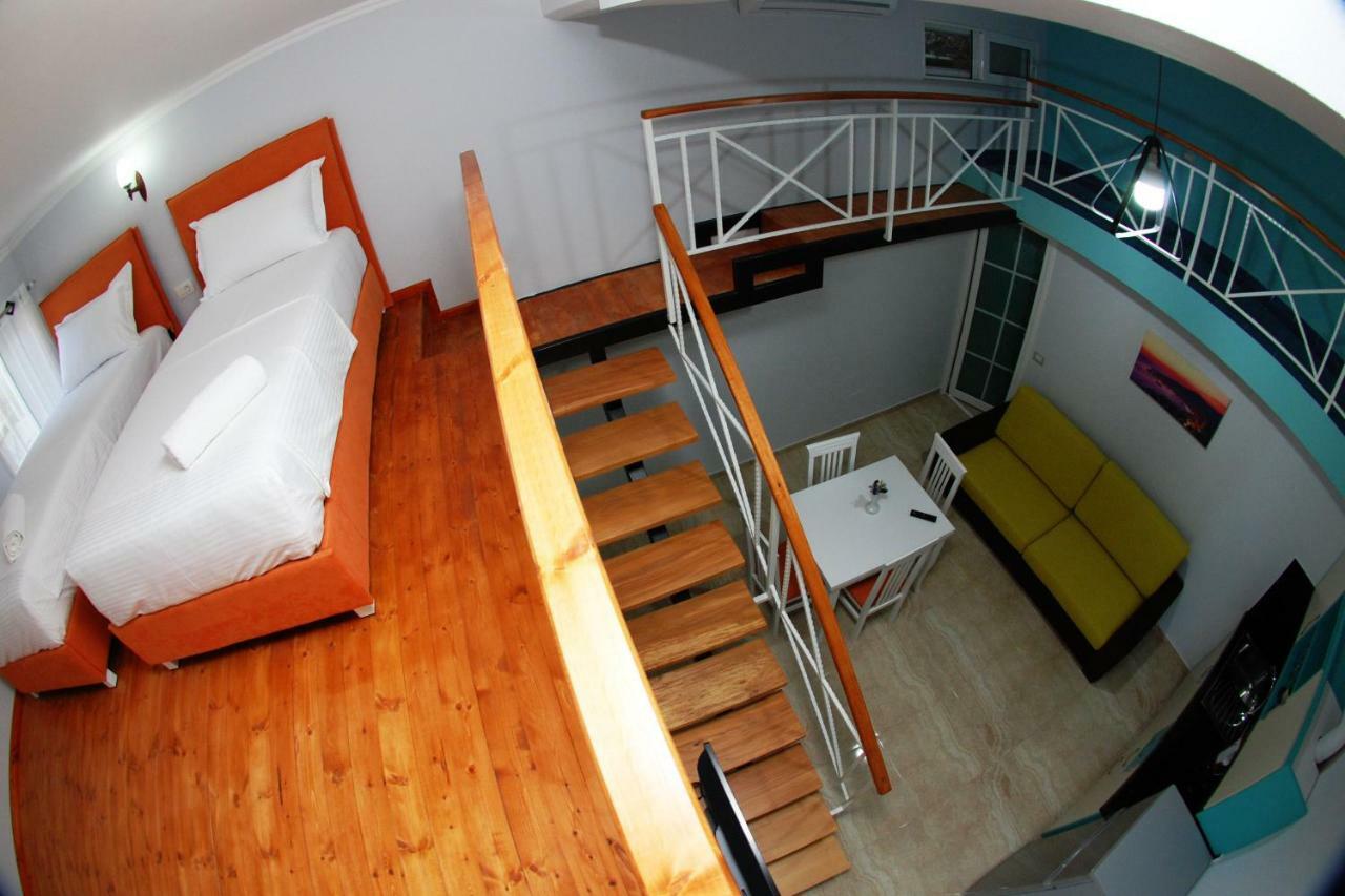 Crown Deluxe Apartments ساراندا المظهر الخارجي الصورة