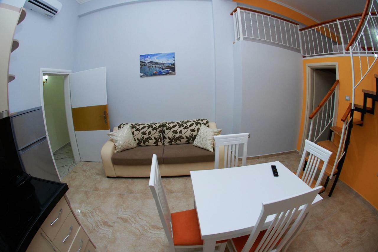 Crown Deluxe Apartments ساراندا المظهر الخارجي الصورة
