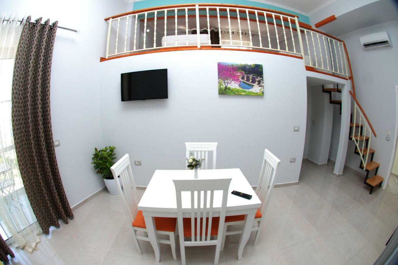 Crown Deluxe Apartments ساراندا المظهر الخارجي الصورة
